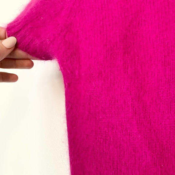 Limited Angora Fuchsia Crop Sweater M - Picture 6 of 7